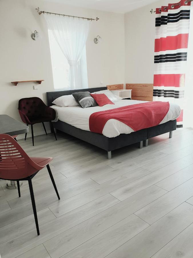 Solar Bed & Breakfast Karwia Exterior photo
